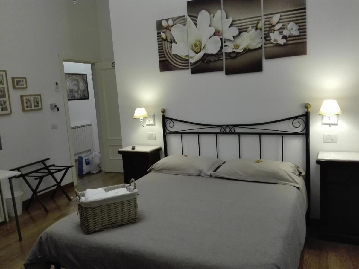 Bed and Breakfast Napoli Pietrasanta Esterno foto