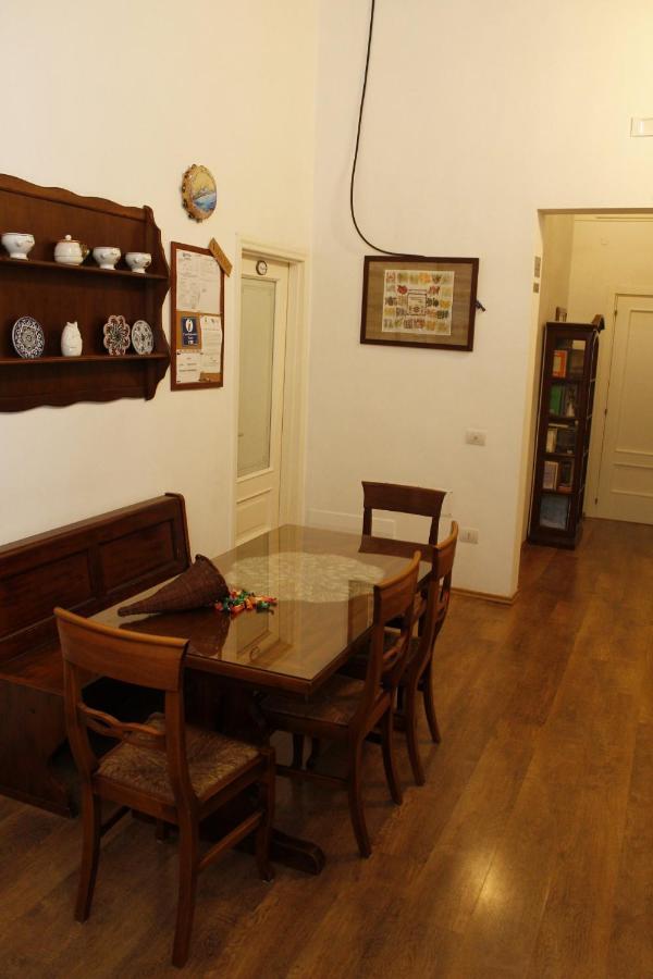 Bed and Breakfast Napoli Pietrasanta Esterno foto
