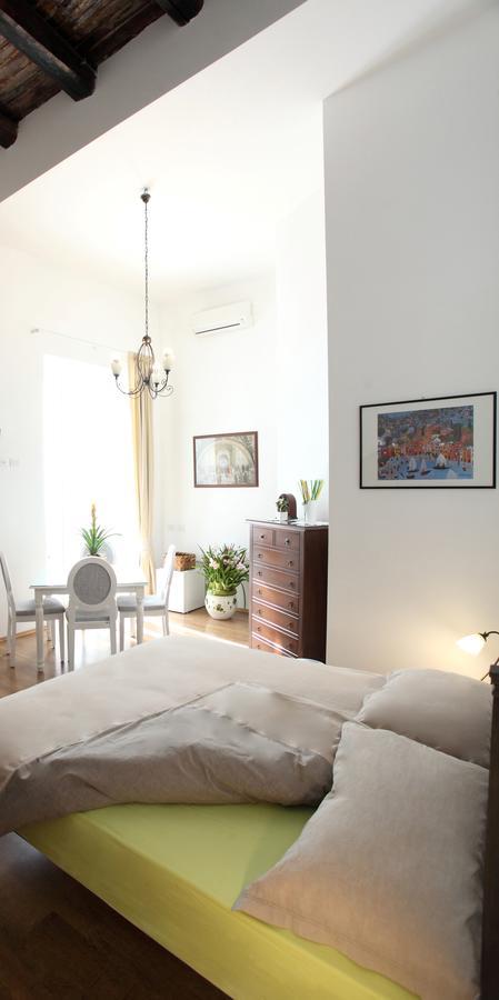 Bed and Breakfast Napoli Pietrasanta Esterno foto