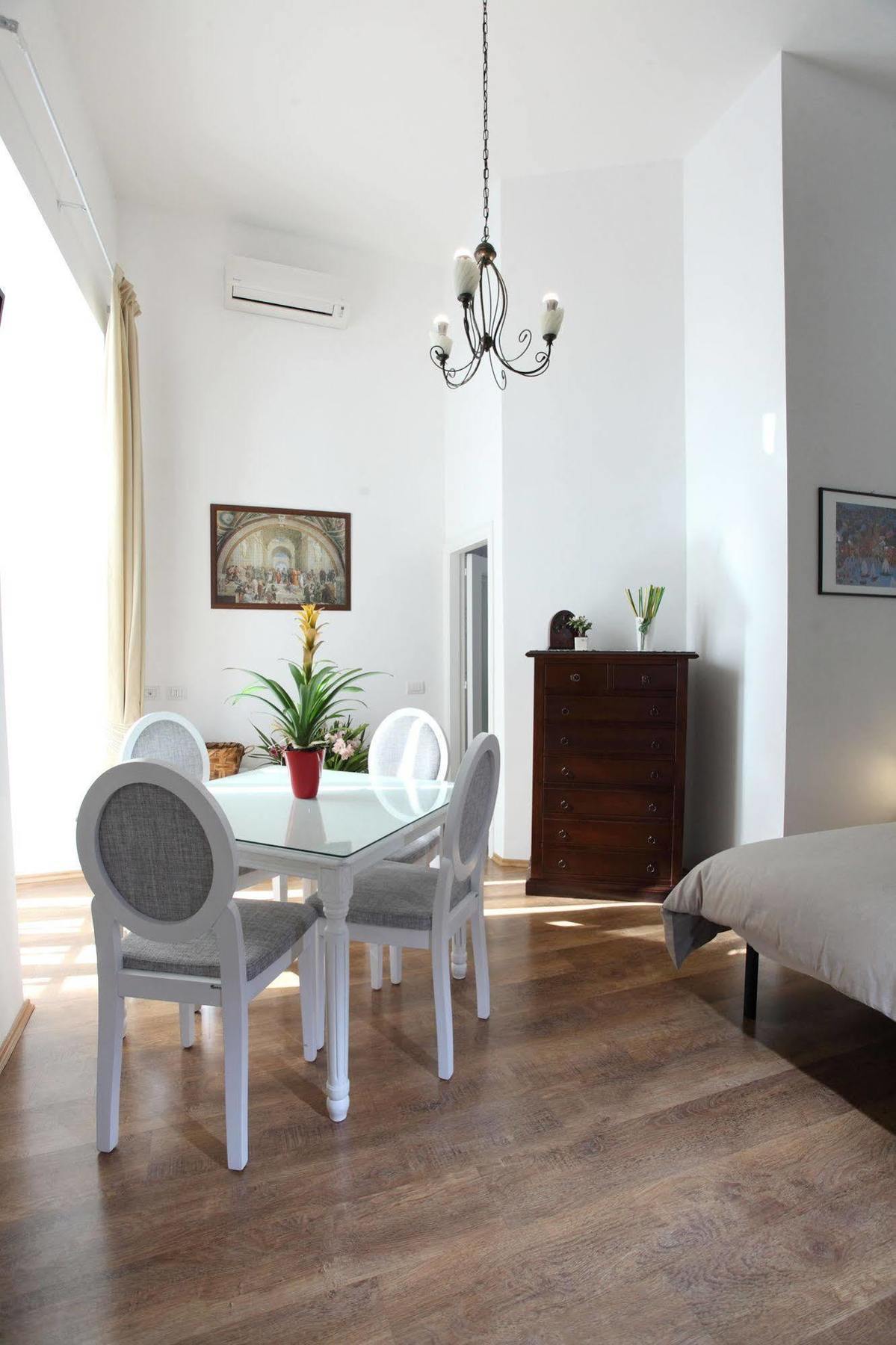 Bed and Breakfast Napoli Pietrasanta Esterno foto