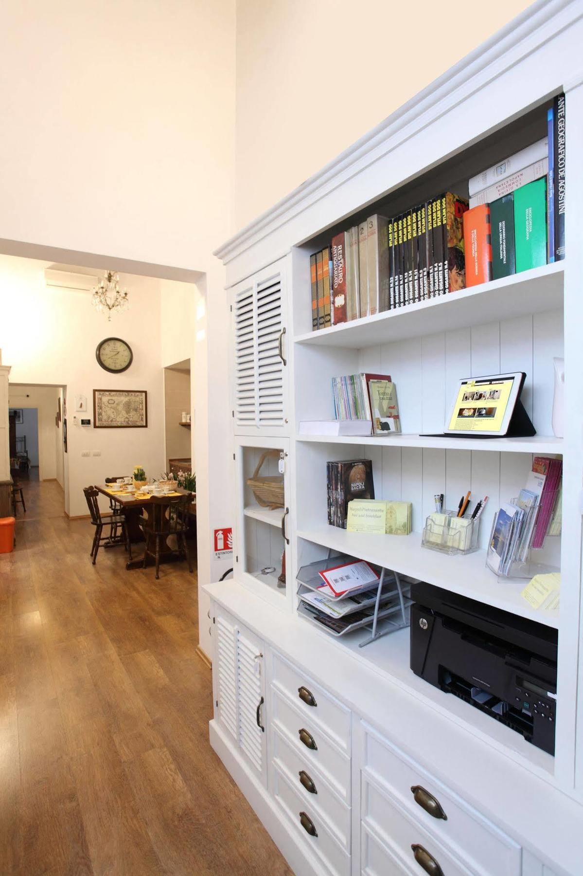 Bed and Breakfast Napoli Pietrasanta Esterno foto